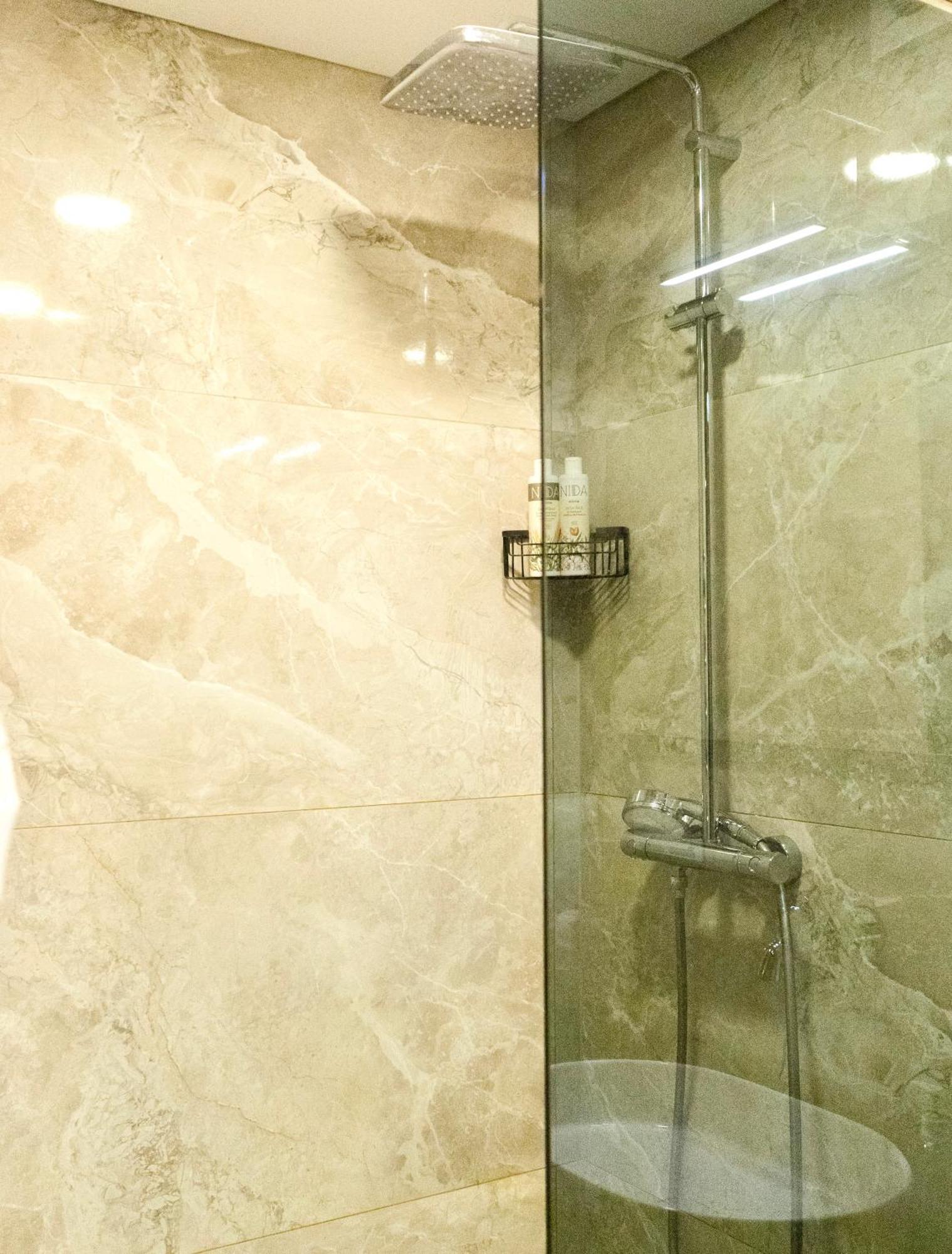 Petite City Centre Apartment 希奥利艾 外观 照片